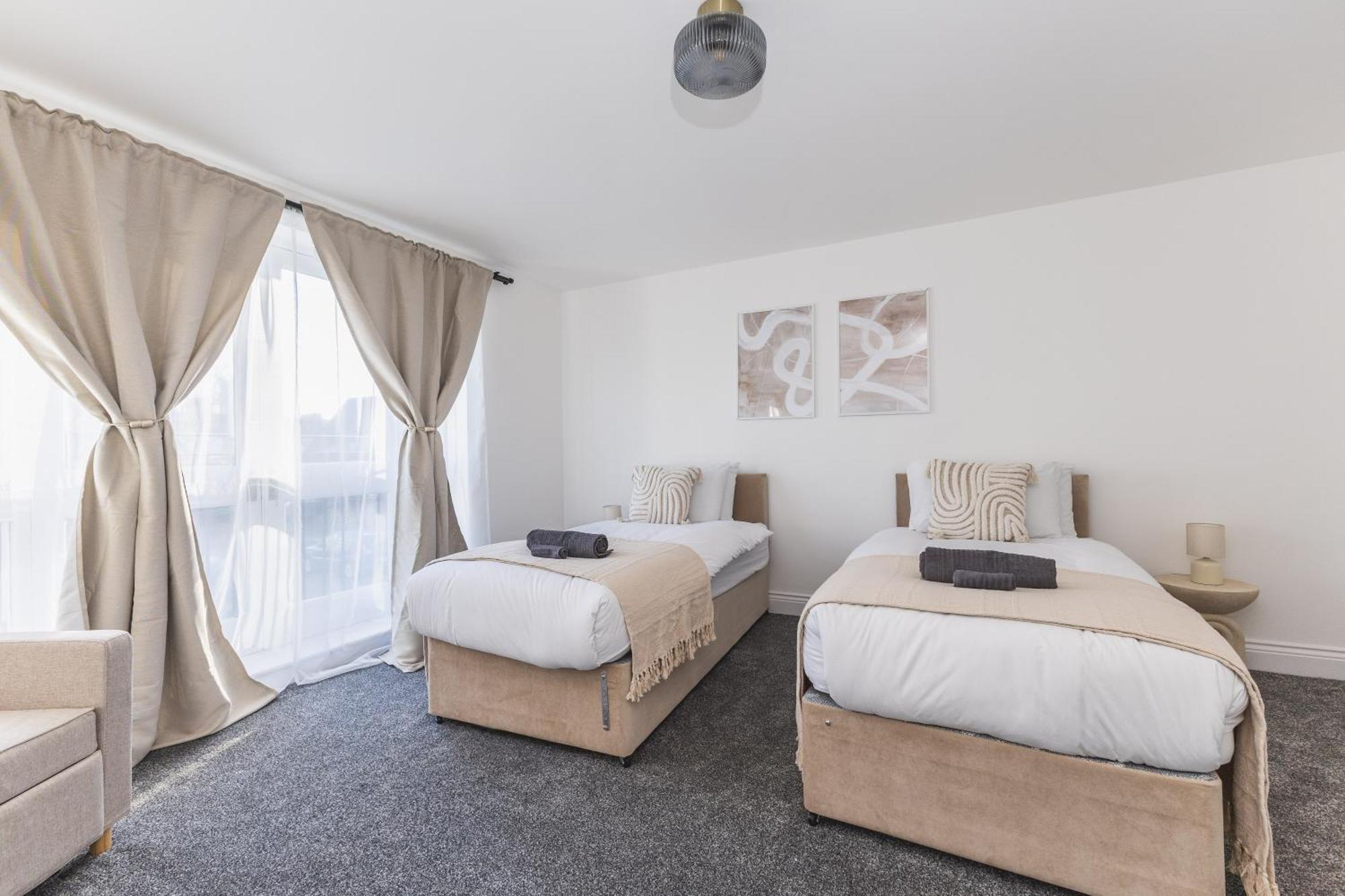 Arte Stays Serviced Houses Stratford - 3 Bedrooms 2 Bathrooms Houses London, Stratford, Maryland, Free Parking, Garden, Weekly Or Monthly Stays - Up To 8 Guests المظهر الخارجي الصورة